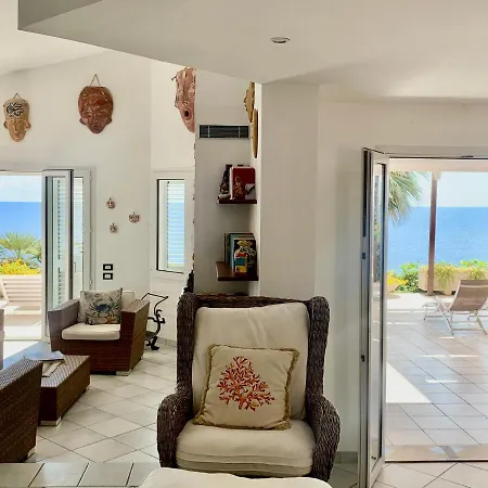 Luce 빌라 시라쿠사