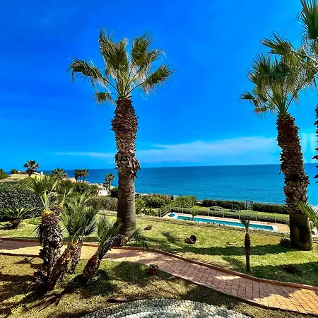 Villa Luce Exclusive Seafront Villa *