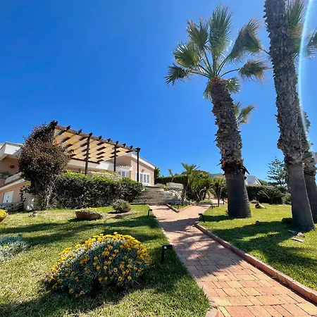 Villa Villa Luce Exclusive Seafront Villa