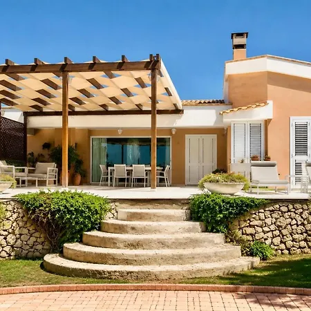 Luce Exclusive Seafront By Bluewhisper Villa *